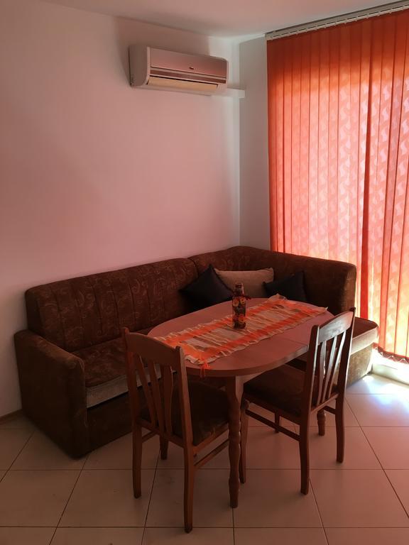 Adonai Apartments Νεσέμπαρ Εξωτερικό φωτογραφία