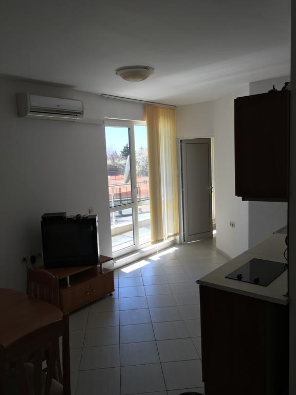 Adonai Apartments Νεσέμπαρ Εξωτερικό φωτογραφία