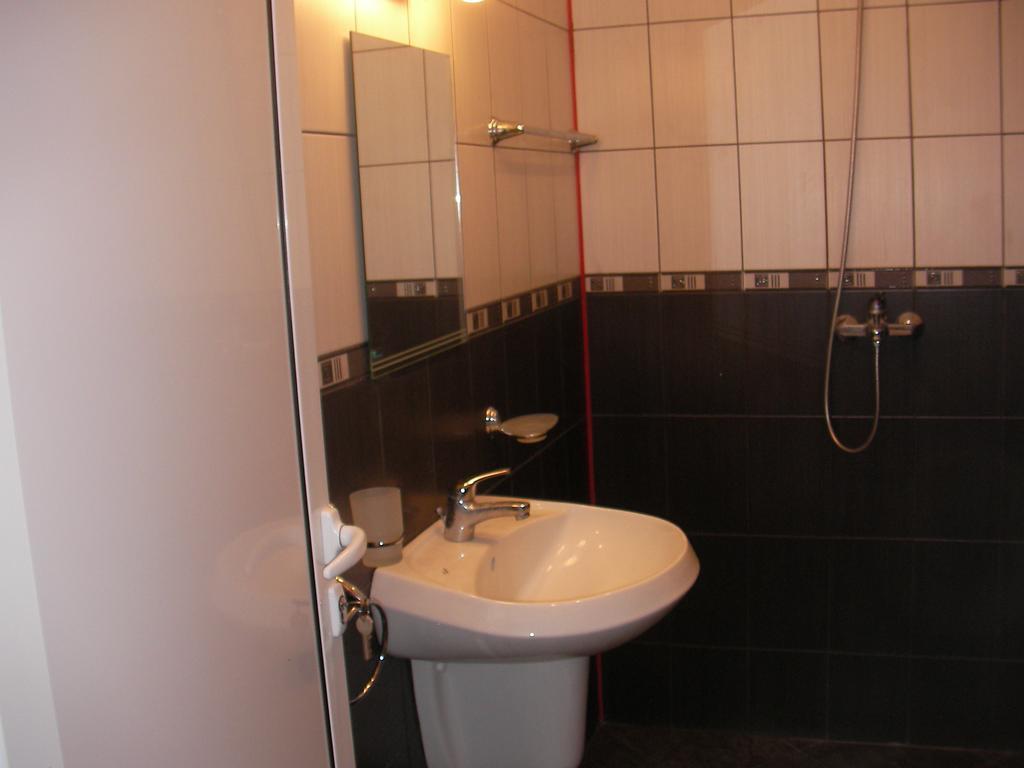 Adonai Apartments Νεσέμπαρ Εξωτερικό φωτογραφία